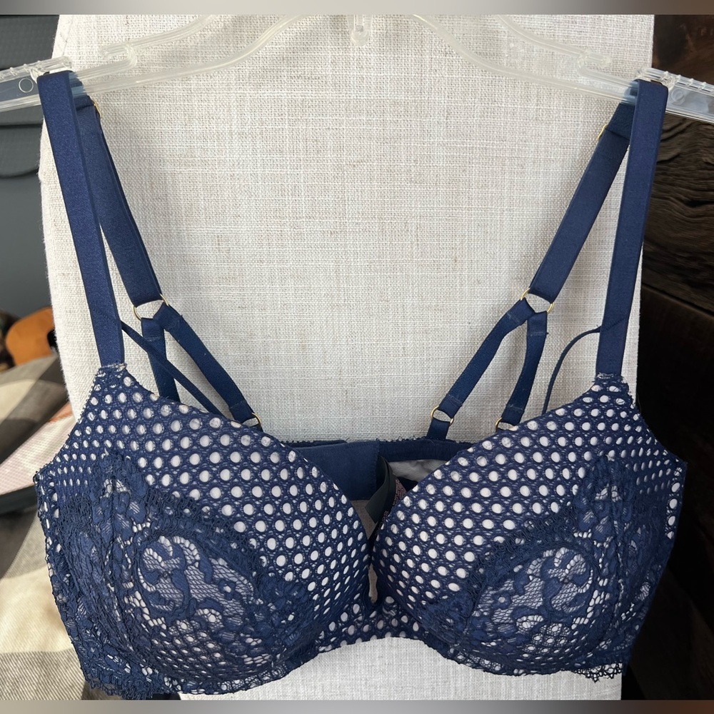 Victoria’s Secret Very Sexy Push-Up